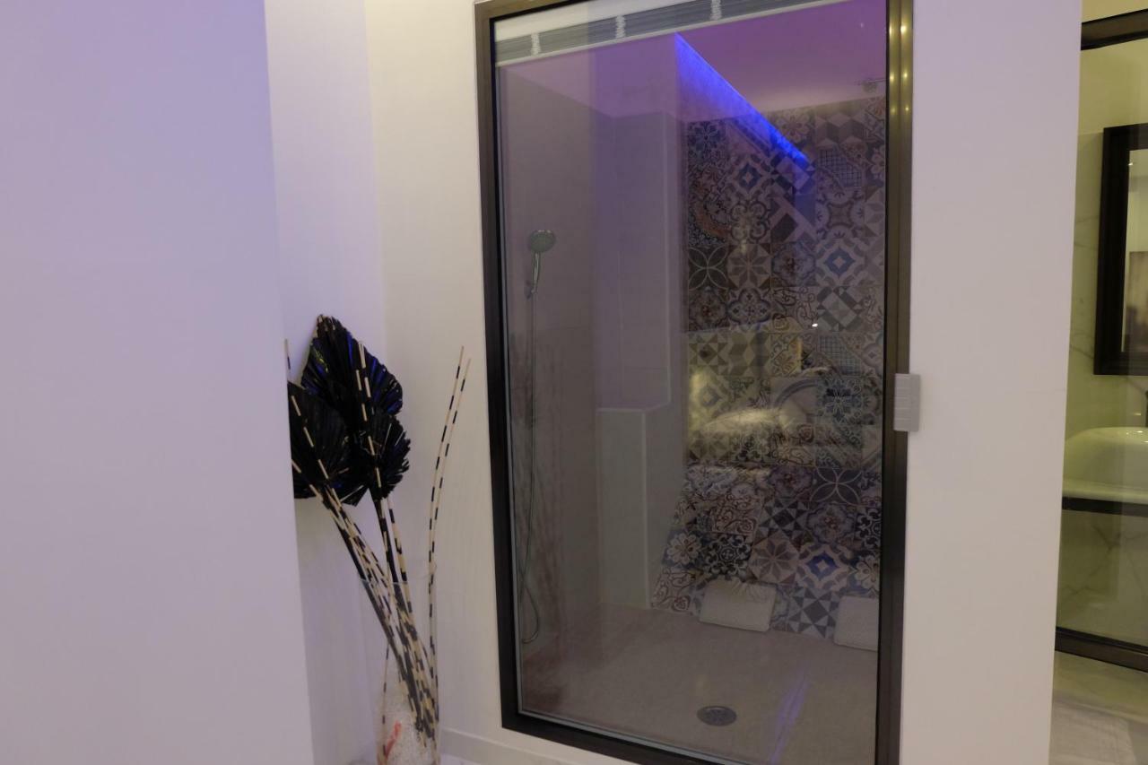 White Room Idromassaggio Su Richiesta Napoli Esterno foto