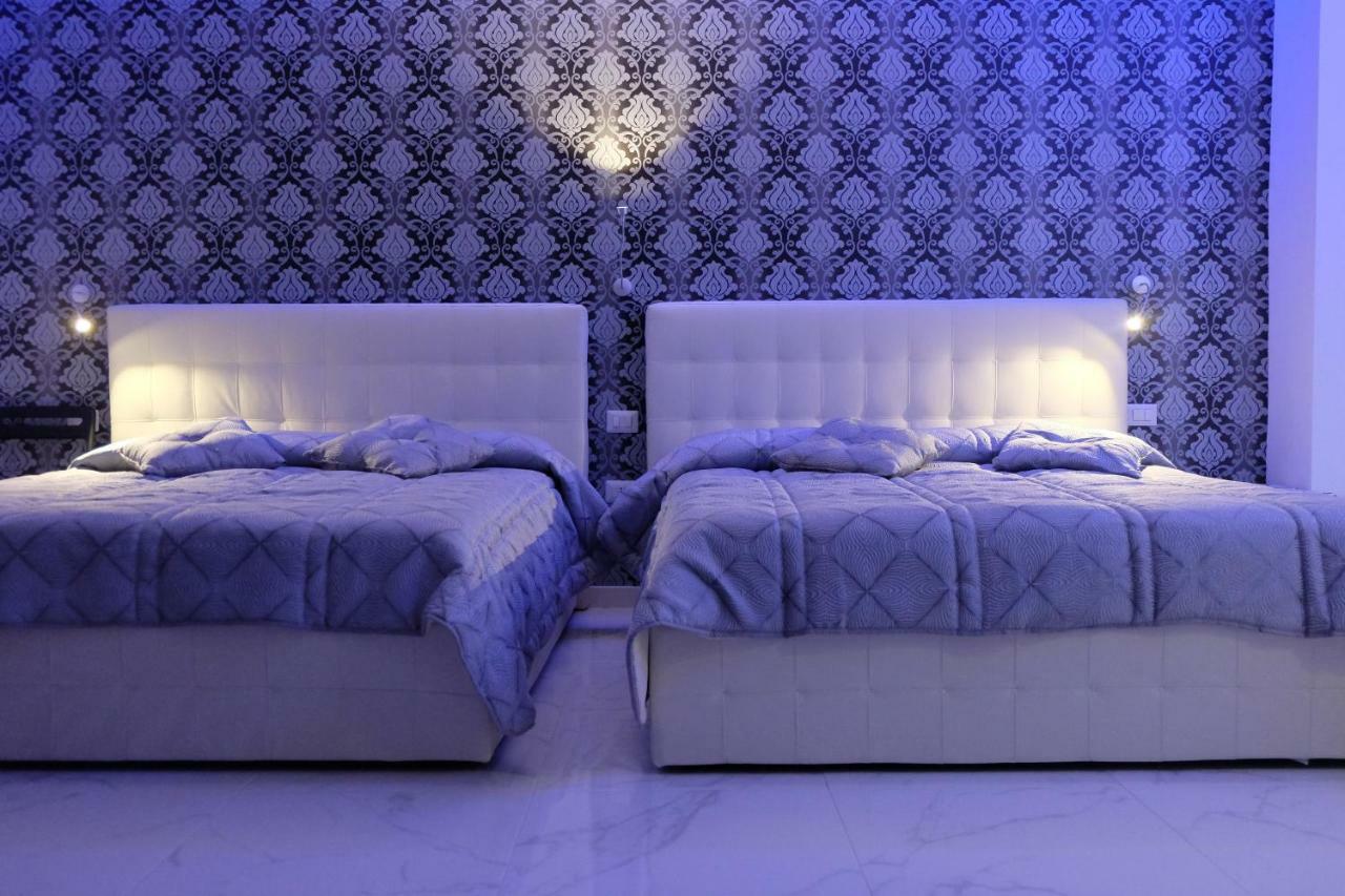 White Room Idromassaggio Su Richiesta Napoli Esterno foto