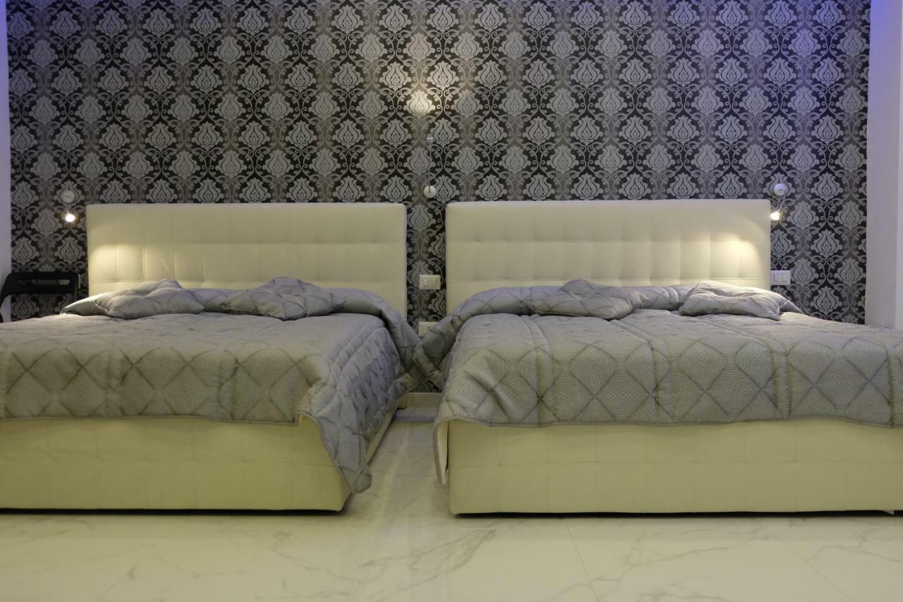 White Room Idromassaggio Su Richiesta Napoli Esterno foto