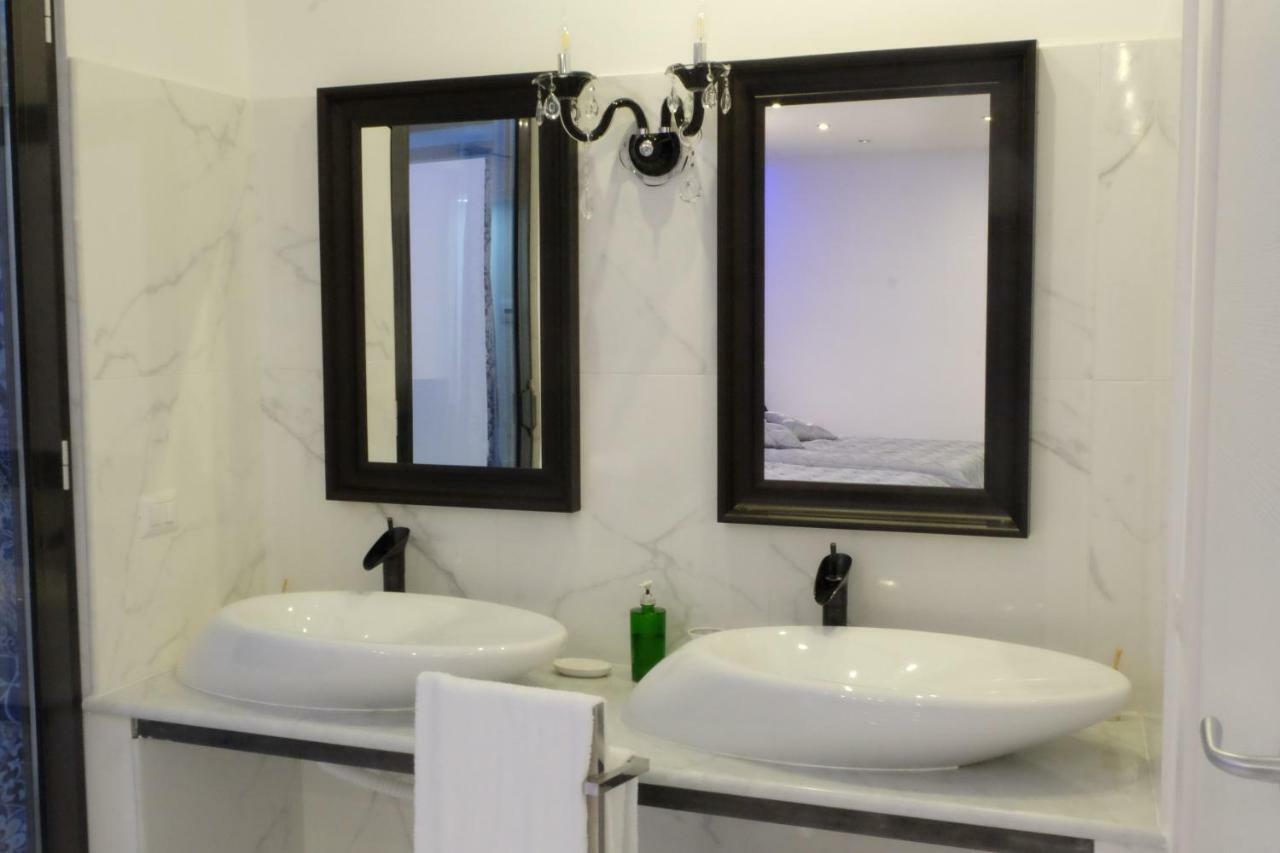 White Room Idromassaggio Su Richiesta Napoli Esterno foto